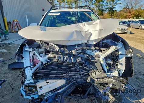 2022 Toyota Rav4 Xle z USA, uszkodzony, nr VIN 4T3RWRFV8NU077960